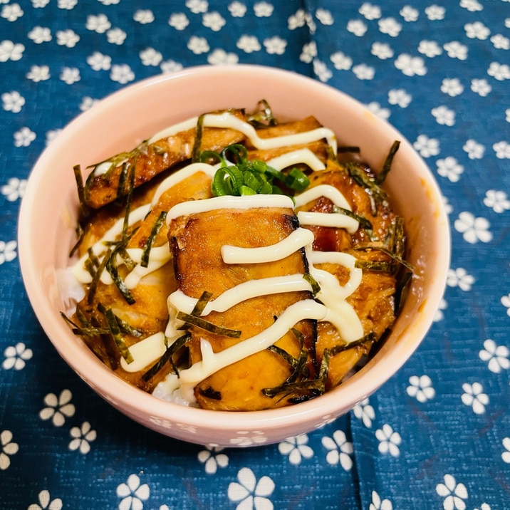 まぐろチャーシューの照り焼き丼